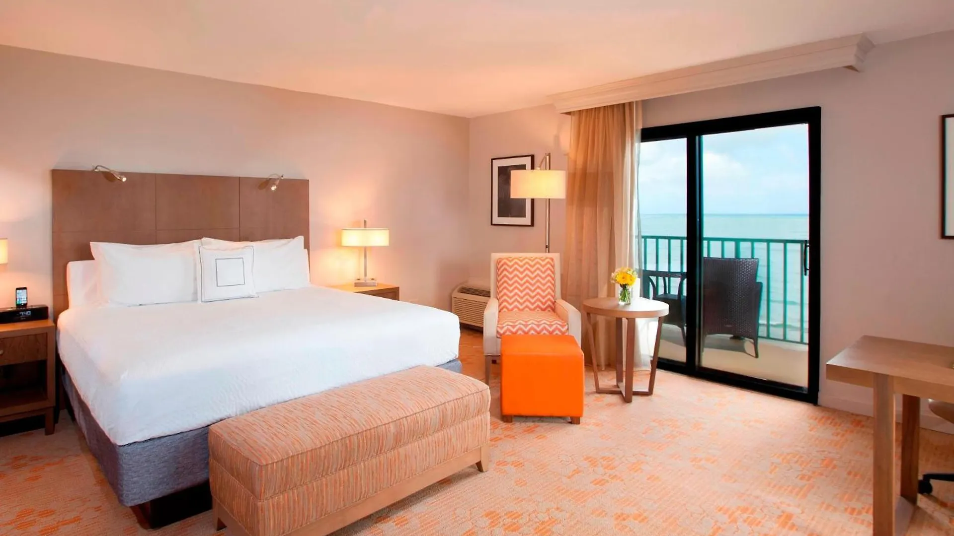Courtyard By Marriott Isla Verde Beach Resort Сан-Хуан