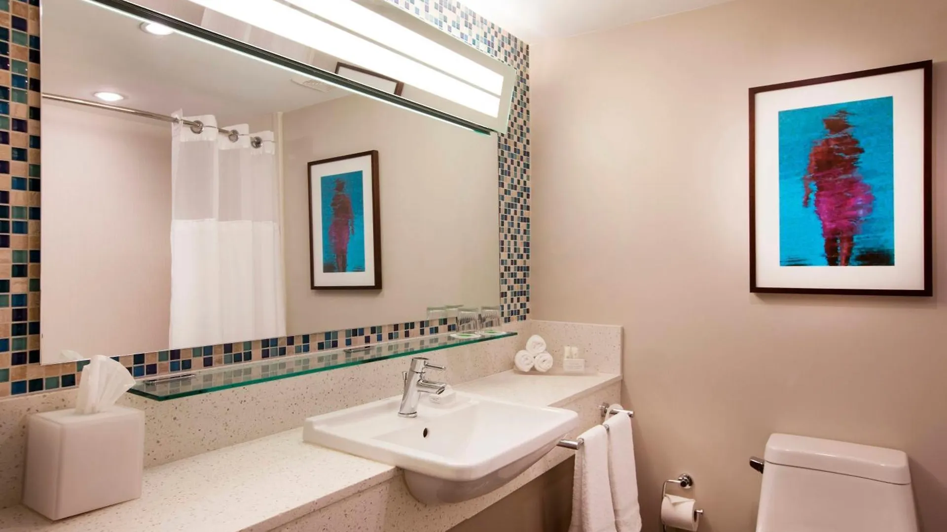 Courtyard By Marriott Isla Verde Beach Resort San Juan