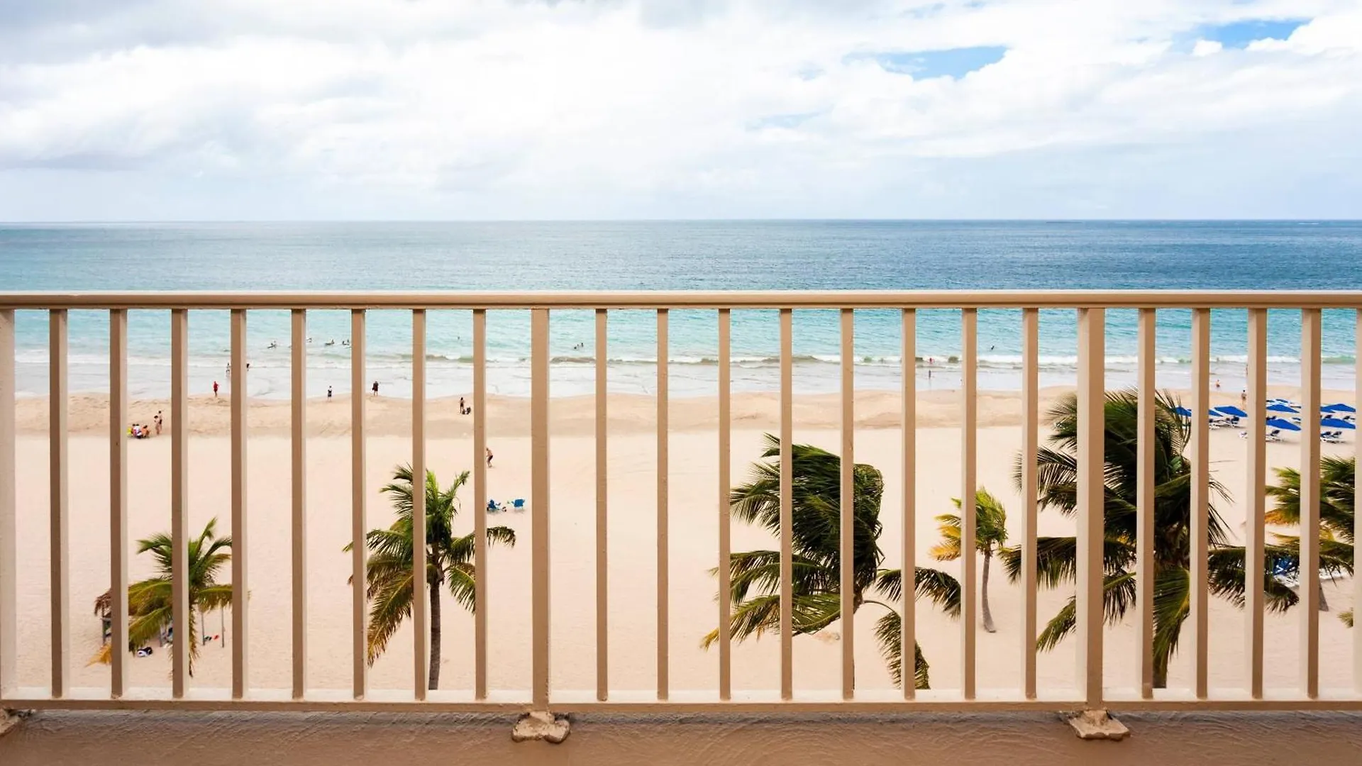 Courtyard By Marriott Isla Verde Beach Resort Сан-Хуан