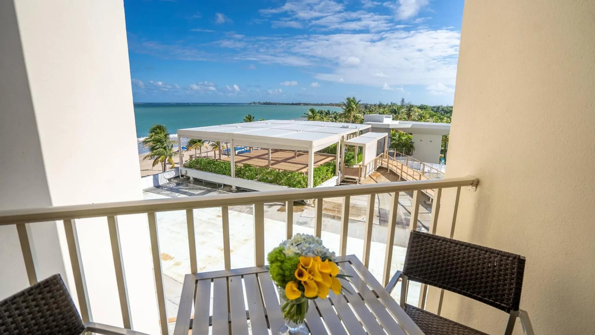 Courtyard By Marriott Isla Verde Beach Resort Сан-Хуан
